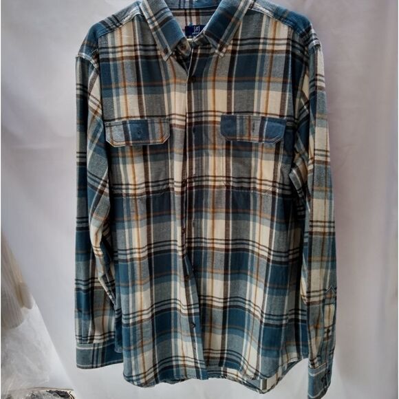 George shirt  - Picture 1 of 3